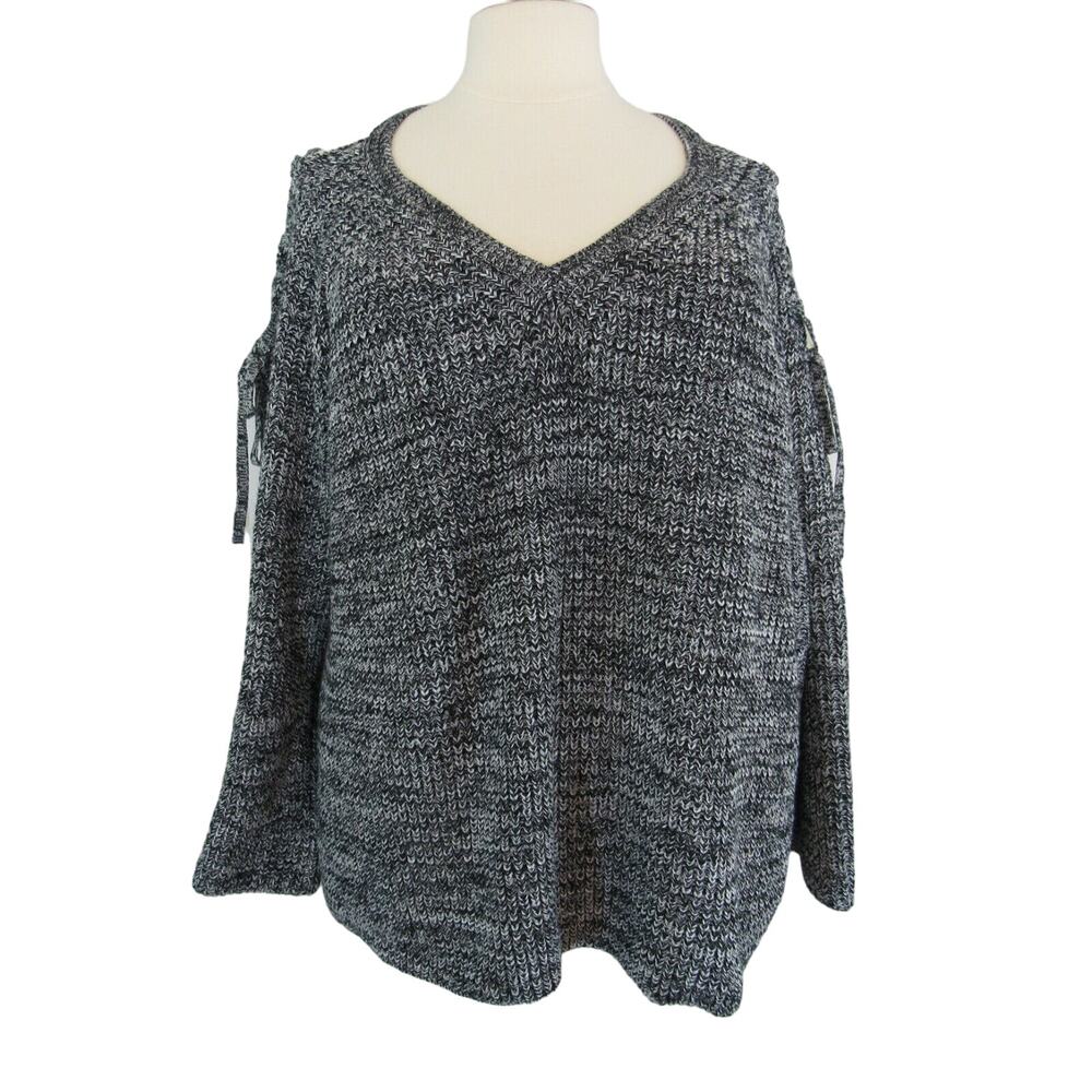 V Neck Sweater Criss Cross Cold Shoulder Size 2X Gray Chelsea Studio